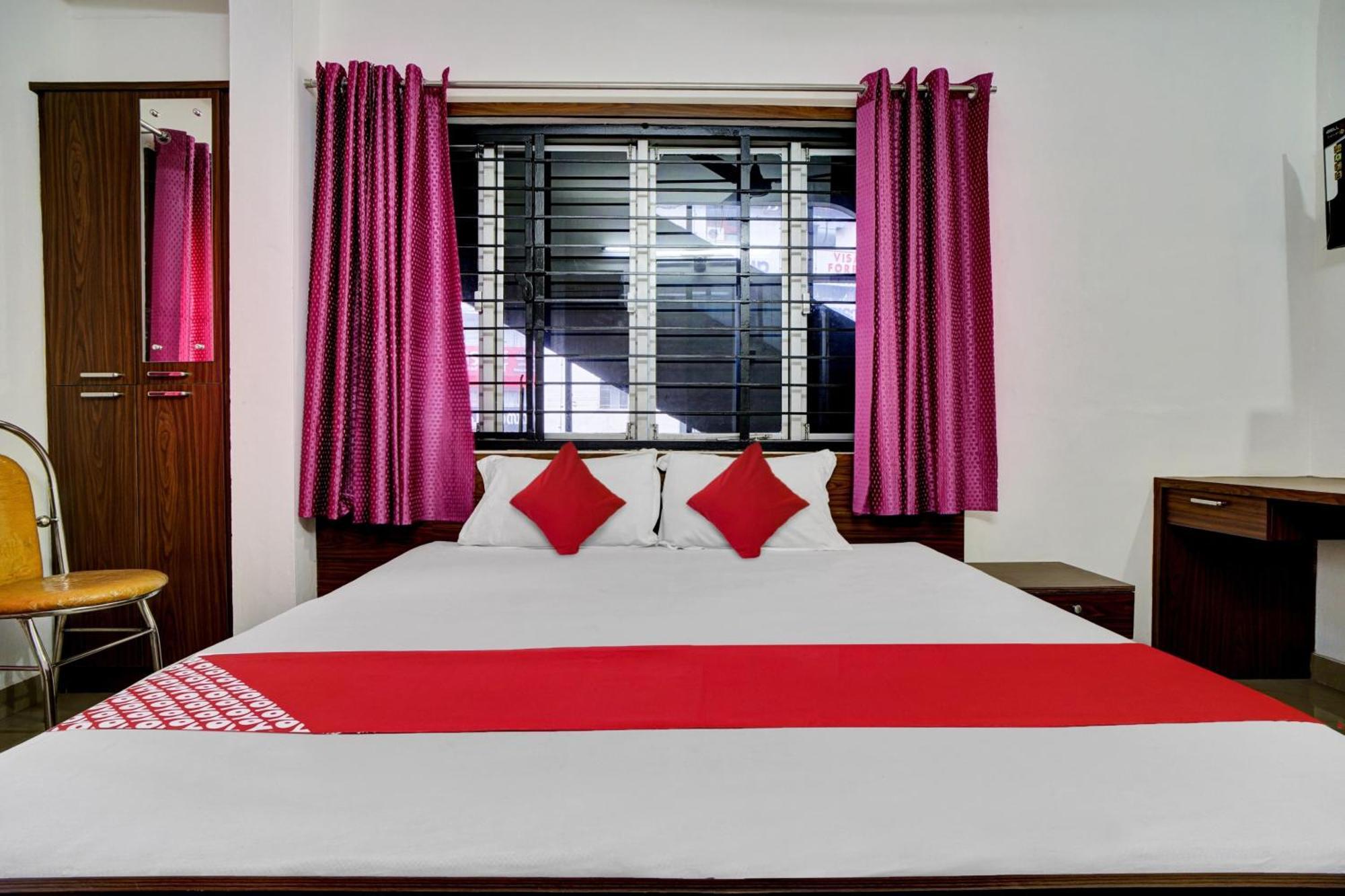 Hotel O Chiyang Hotel Angamaly Exterior photo