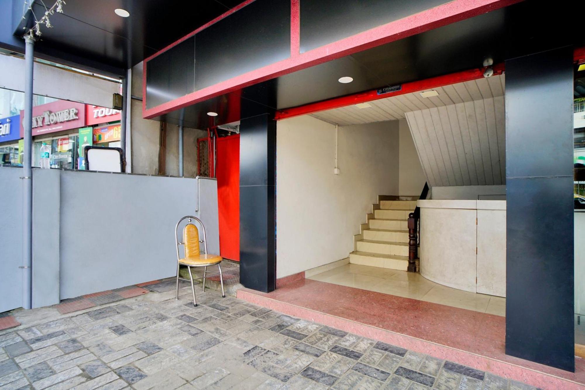 Hotel O Chiyang Hotel Angamaly Exterior photo