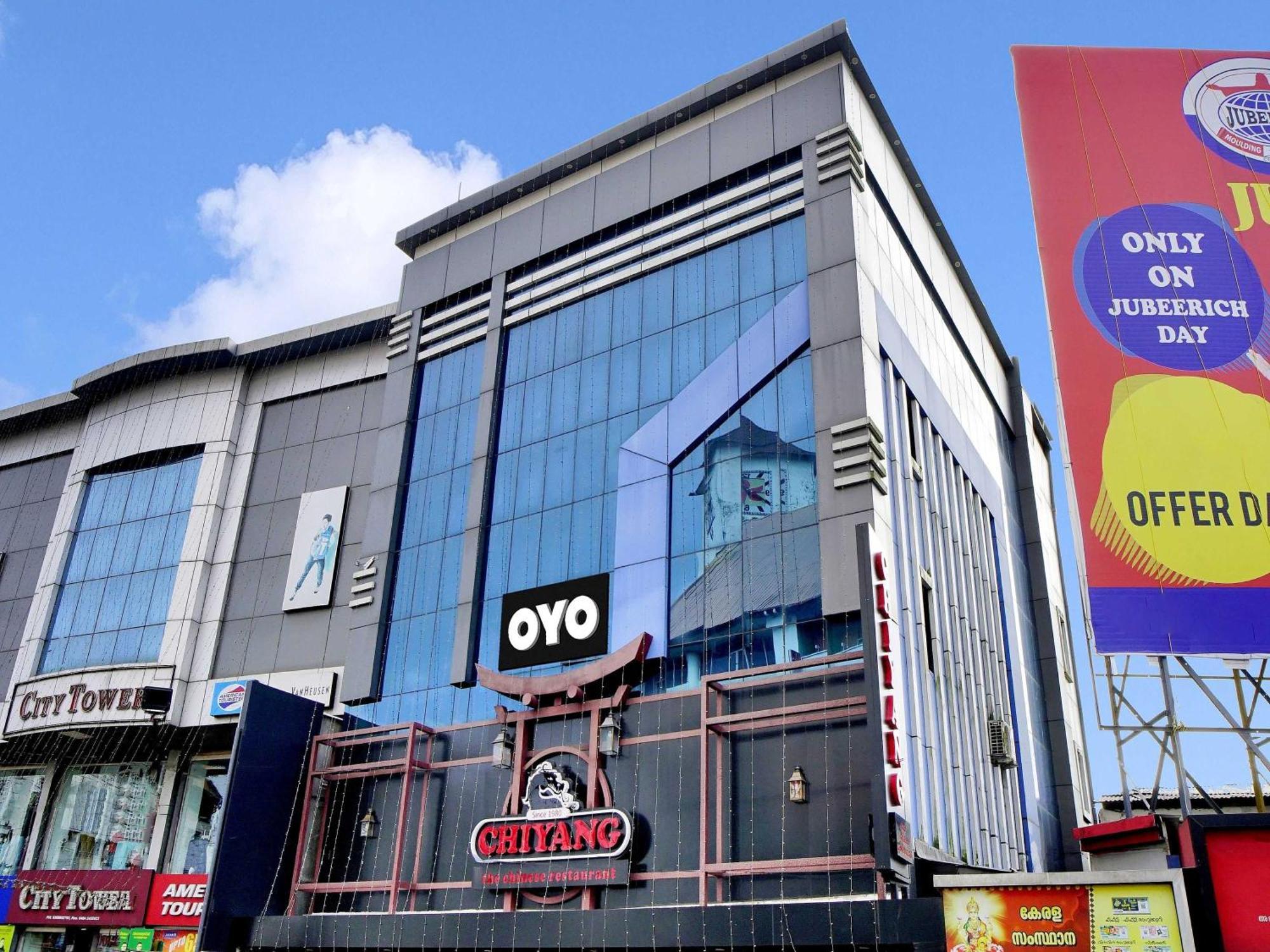 Hotel O Chiyang Hotel Angamaly Exterior photo