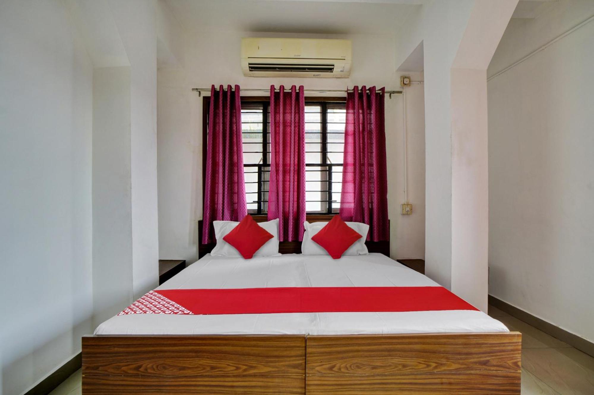 Hotel O Chiyang Hotel Angamaly Exterior photo